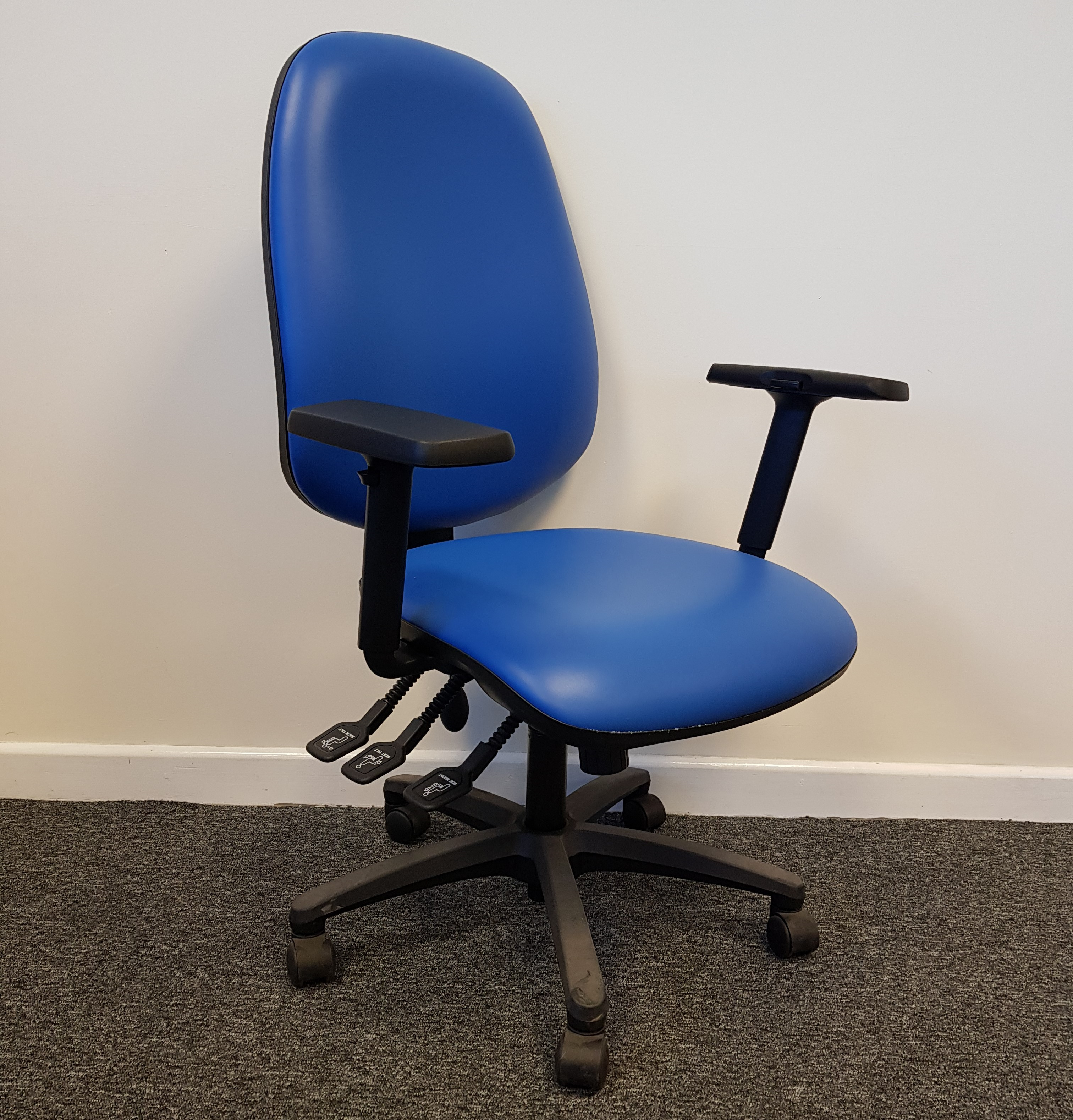 NHS-CHAIR14